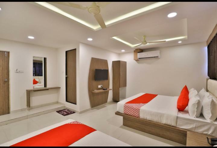 Hotel Pathik Villa Ahmedabad Exterior photo
