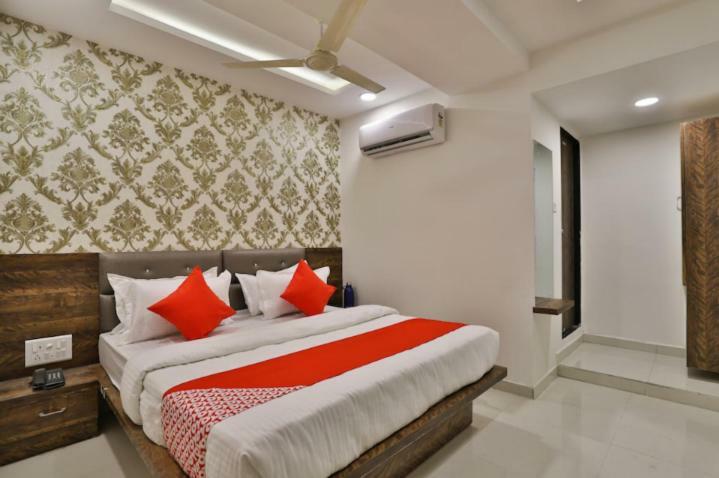 Hotel Pathik Villa Ahmedabad Exterior photo